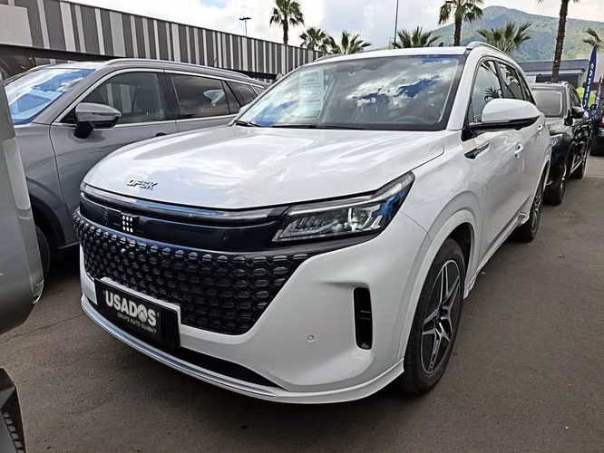 DFSK 600 PHEV 2025
