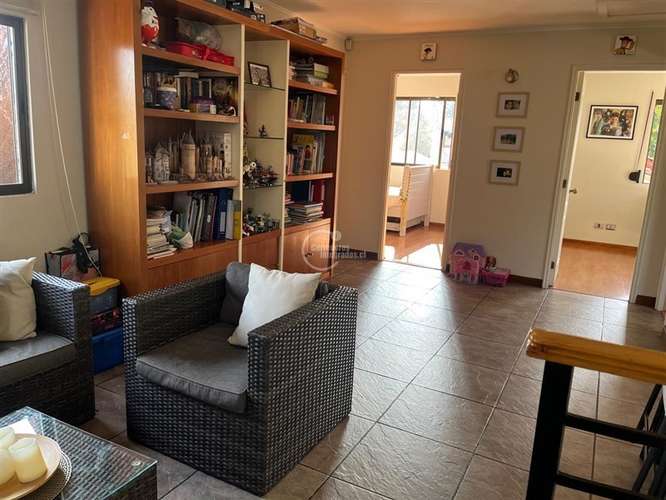 1 Piso. 4 Dorm. 2 Baños. Pieza Servicio. Patio. Las Condes - Imagen 29