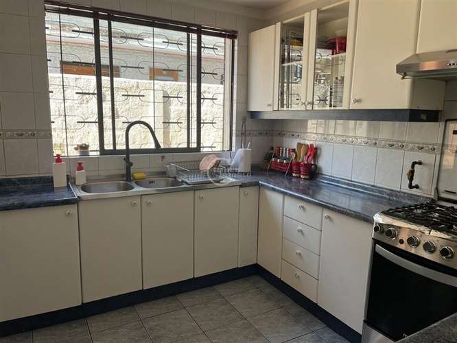 1 Piso. 4 Dorm. 2 Baños. Pieza Servicio. Patio. Las Condes - Imagen 22
