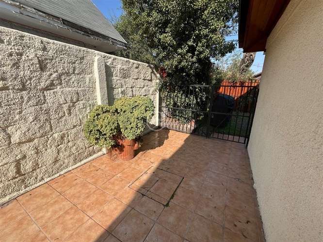 1 Piso. 4 Dorm. 2 Baños. Pieza Servicio. Patio. Las Condes - Imagen 47