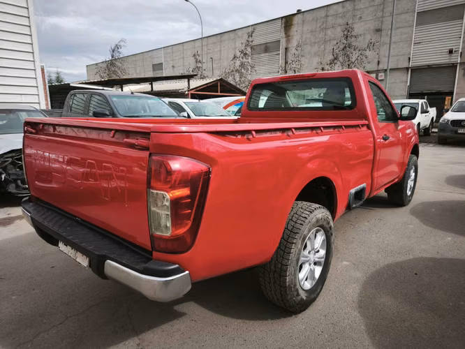 NISSAN NP300 CABINA SIMPLE 4X4 AÑO 2018 - Imagen 3
