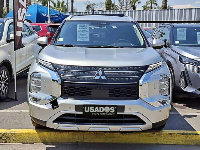MITSUBISHI OUTLANDER 2023 - Imagen 2