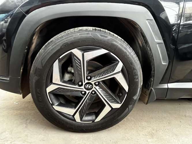 Hyundai Tucson 1.6T NX4 LIMITED AT 4X4 2024 - Imagen 10