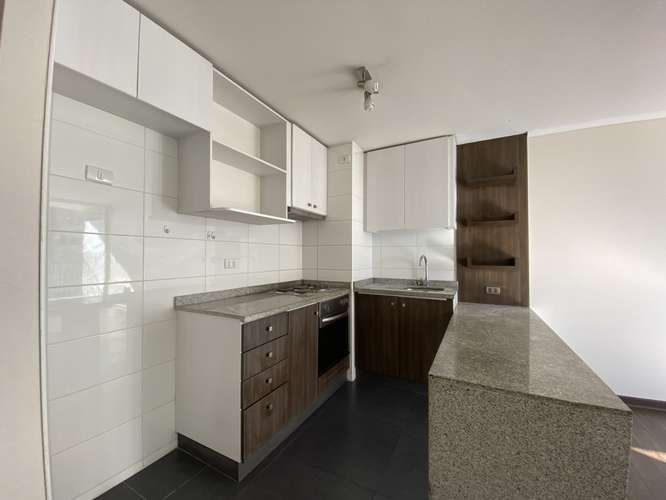 Departamento acogedor, cercano al centro, excelente locomoción. - Imagen 5