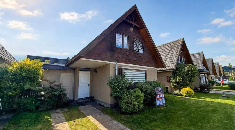 Vendemos Hermosa Casa En Pasaje Tipo Condominio Lomas De Mirasur Temuco