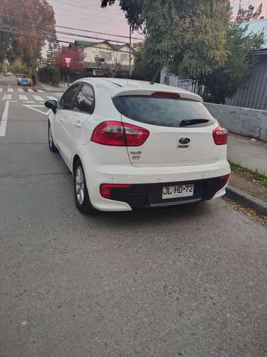 Kia rio 5 - Imagen 3