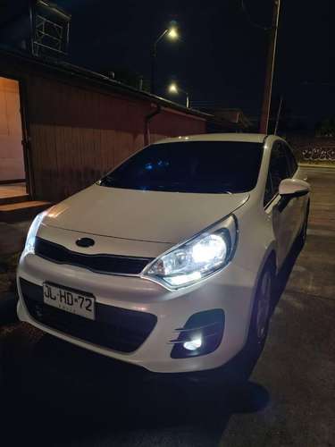 Kia rio 5 - Imagen 4