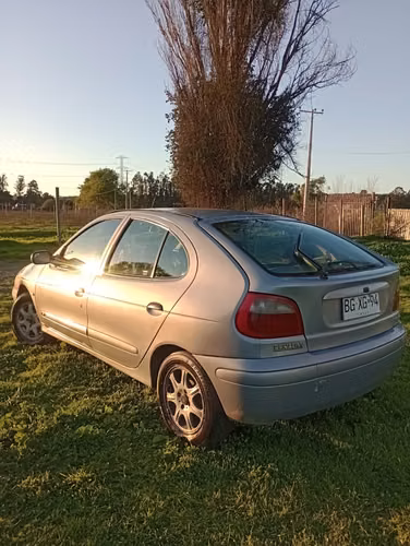 RENAULT MÉGANE 2008 HATCHBACK 1.6 AUTHENTIQUE