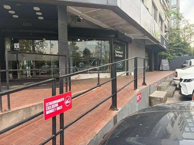 Local Comercial en arriendo en Vitacura