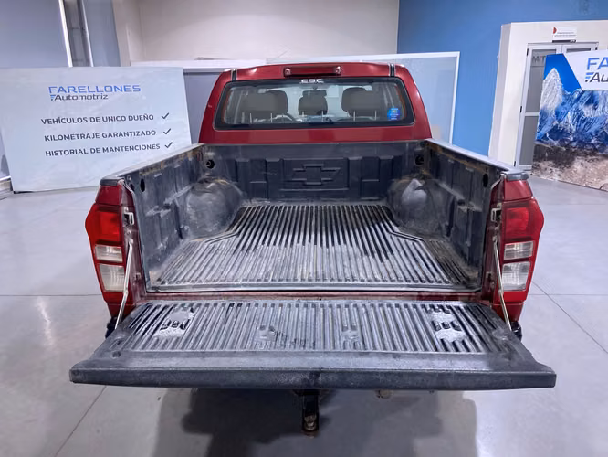 D-MAX 4X2 LXBD45-SANTIAGO - Imagen 19