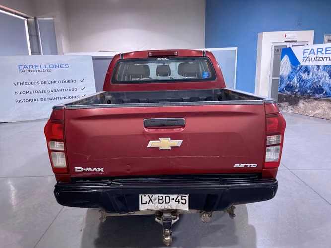 D-MAX 4X2 LXBD45-SANTIAGO - Imagen 18