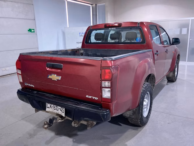 D-MAX 4X2 LXBD45-SANTIAGO - Imagen 4