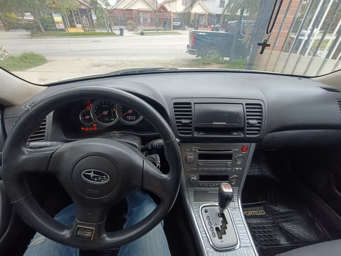 Vendo Subaru New Legacy