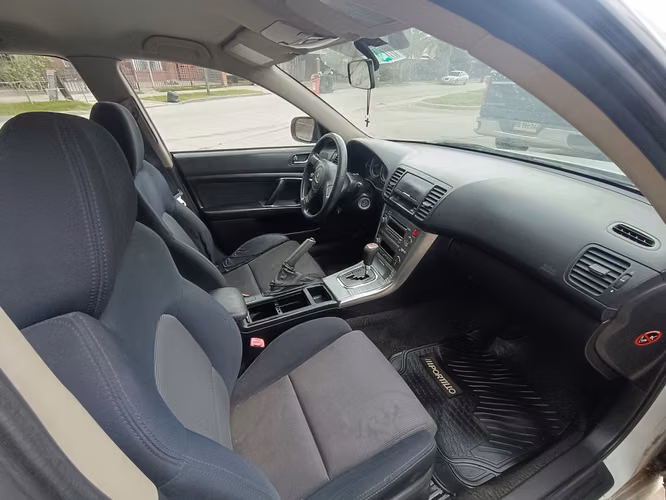 Vendo Subaru New Legacy