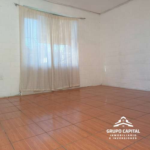 Casa con Patio y Árboles Frutales en Quillota