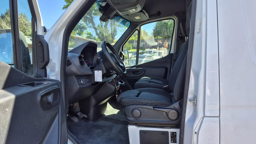 MERCEDES BENZ SPRINTER  2022