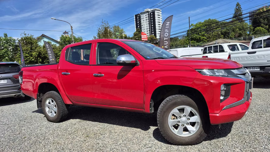 MITSUBISHI L200  2023 - Imagen 7