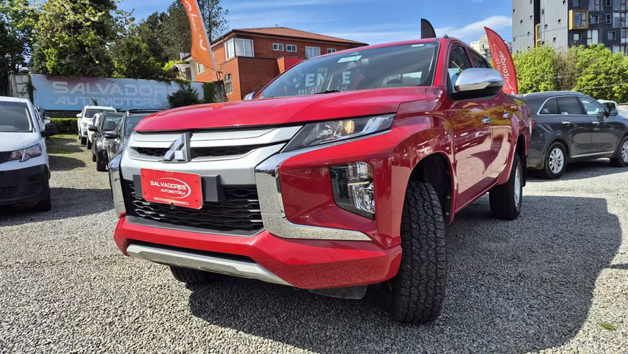 MITSUBISHI L200  2023 - Imagen 2