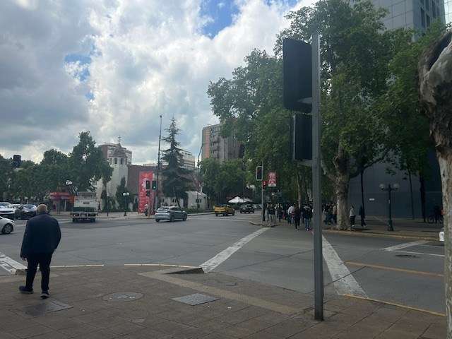 Monoambiente Amoblado con Estac y Bodega Metro P Valdivia - Imagen 13