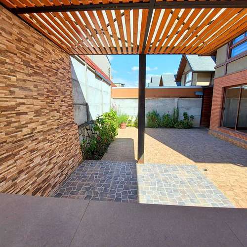 ARRIENDO ACOGEDORA CASA EN LOMAS SAN ANDRÉS (186357) - Imagen 20