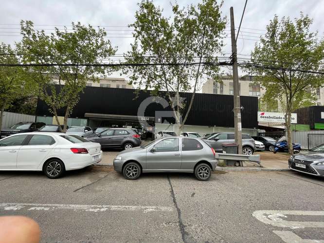 Gran Local Comercial Pdte. Kennedy con Alto Las Condes