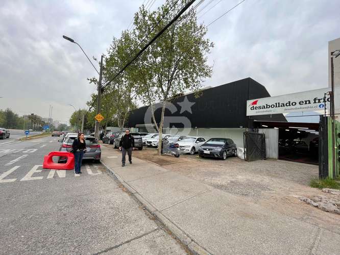 Gran Local Comercial Pdte. Kennedy con Alto Las Condes - Imagen 4