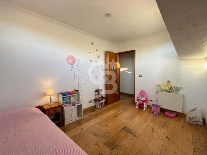 Venta arriendo moderna casa con patio y rooftop vista CBG - Imagen 14