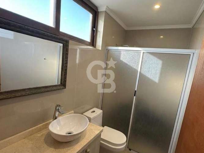 Venta arriendo moderna casa con patio y rooftop vista CBG - Imagen 16