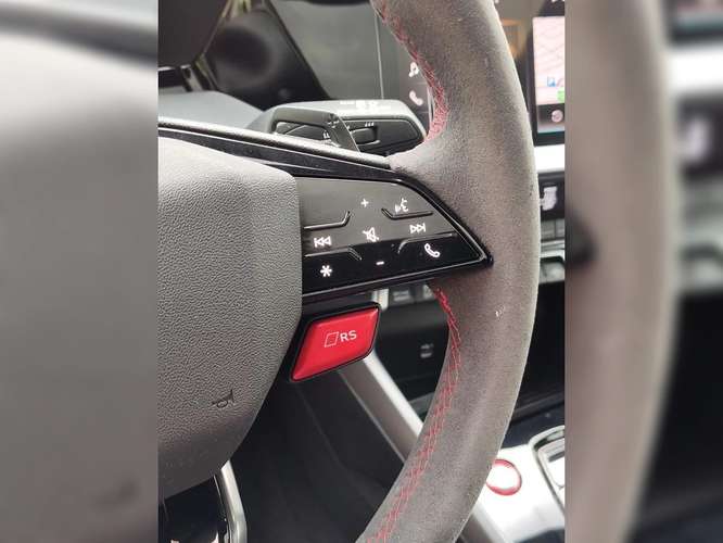 AUDI RS3 2025