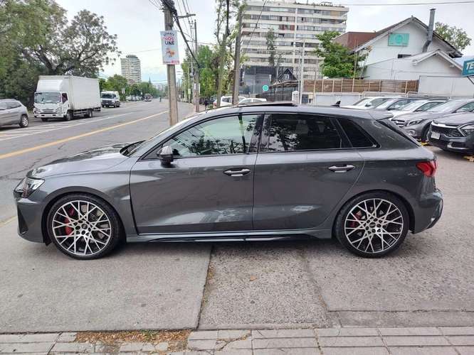AUDI RS3 2025