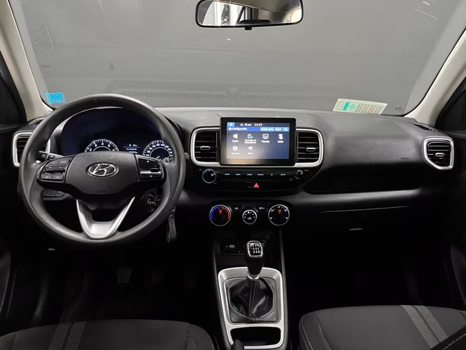 HYUNDAI VENUE QX VALUE MT 1.6 - Imagen 8