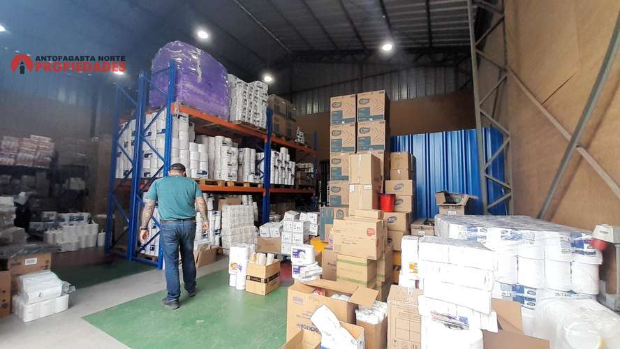 SE VENDE GALPON INDUSTRIAL SECTOR NORTE