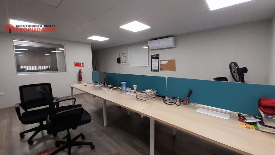 SE VENDE GALPON INDUSTRIAL SECTOR NORTE