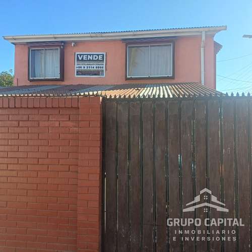 Se Vende Amplia Casa con Excelente Ubicación en La Cruz
