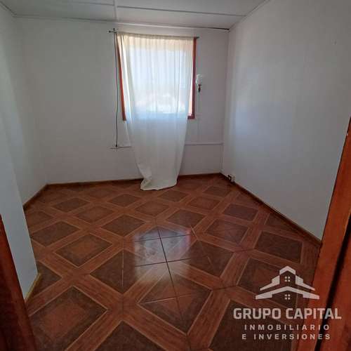 Se Vende Amplia Casa con Excelente Ubicación en La Cruz