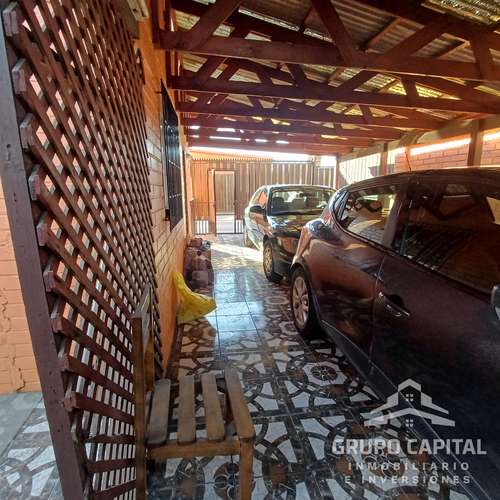 Se Vende Amplia Casa con Excelente Ubicación en La Cruz