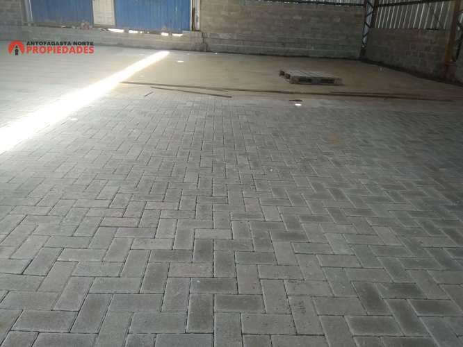 ARRIENDO GALPON DE 500 MTS2