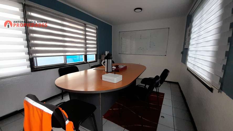 ARRIENDO DE GALPON 700 MTS2