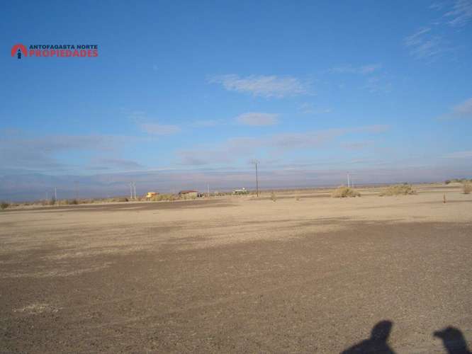 VENTA DE TERRENOS — SECTOR NUEVA CALIFORNIA, POZO ALMONTE