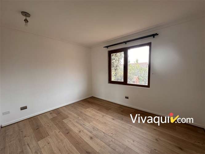 Casa en arriendo de 6 dorm. en Peñalolén - Imagen 10