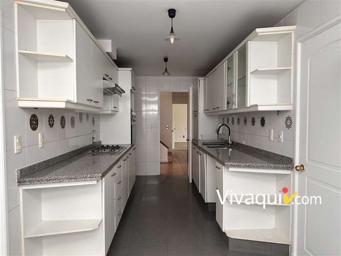Casa en arriendo de 6 dorm. en Peñalolén - Imagen 5