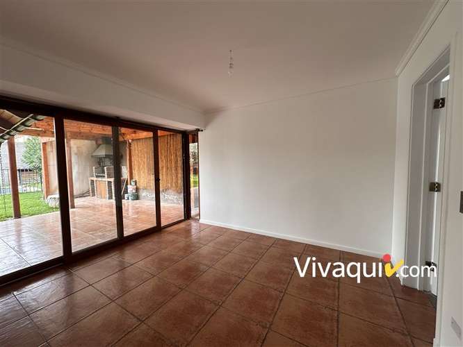 Casa en arriendo de 6 dorm. en Peñalolén - Imagen 3
