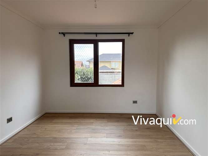Casa en arriendo de 6 dorm. en Peñalolén - Imagen 14