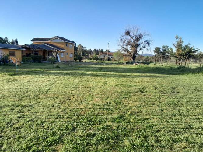 Venta de Hermosa Parcela con Casa Colonial en Talc