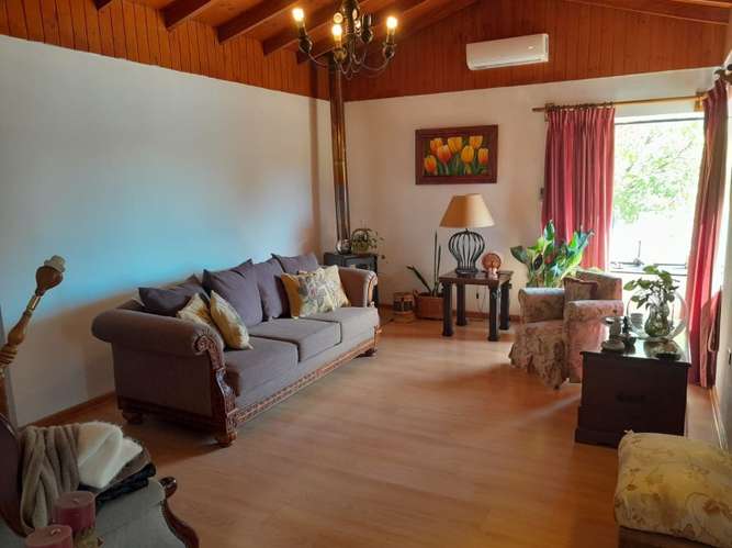 Venta de Hermosa Parcela con Casa Colonial en Talc