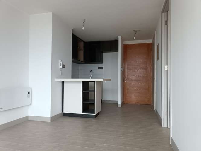 Av. Irarrázaval 5485 (1 Est /1 Bod)