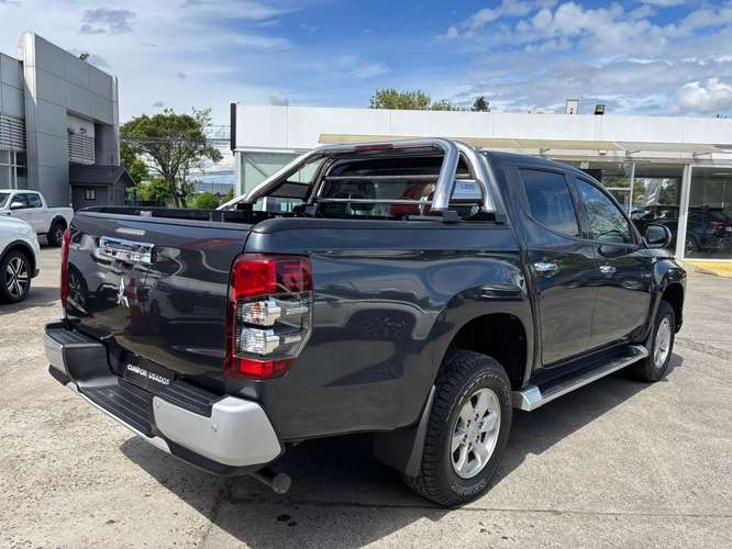 MITSUBISHI L200 2.4 TD KATANA CR MT 4X2 DIESEL - Imagen 5