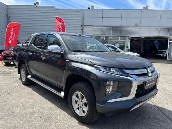 MITSUBISHI L200 2.4 TD KATANA CR MT 4X2 DIESEL - Imagen 7