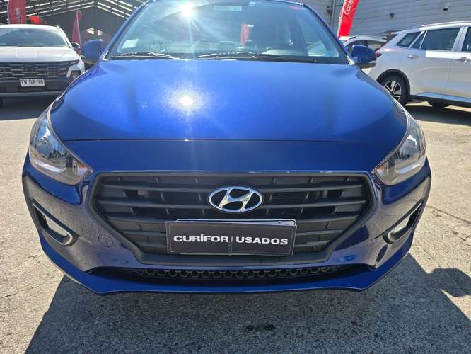 HYUNDAI VERNA 1.4 CB PLUS MT - Imagen 8