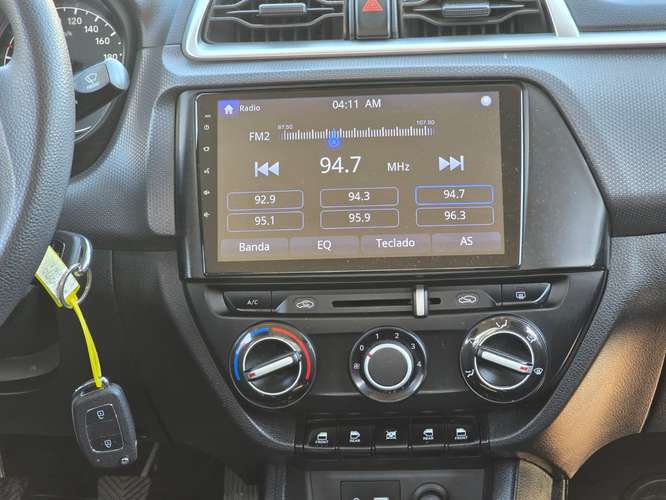 HYUNDAI VERNA 1.4 CB PLUS MT - Imagen 12